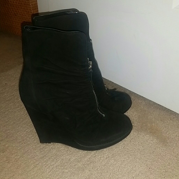 COPY - Enzo Angiolini preowned black wedge boots - Picture 2 of 4